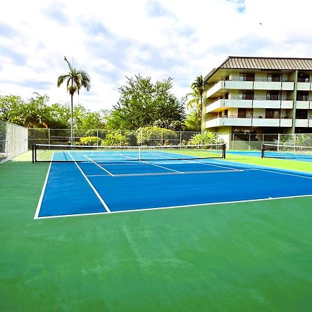 Family Getaway - Lava Room At Magic Sands Beach Kailua-Kona Exterior photo